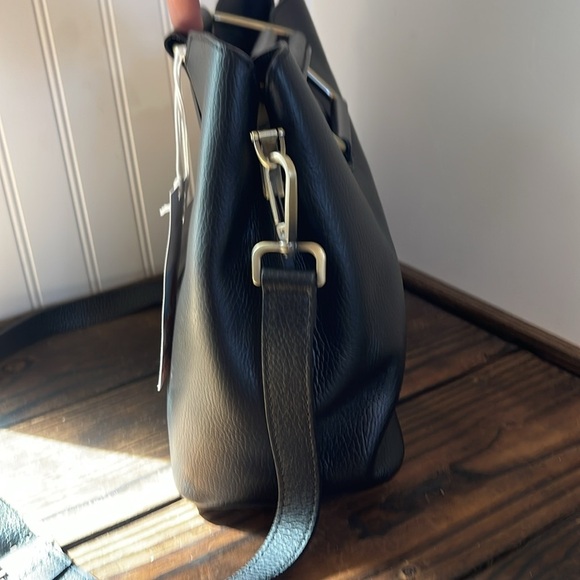 Isadora Italy Black Pebbled Leather Women's Bag - Picture 6 of 9